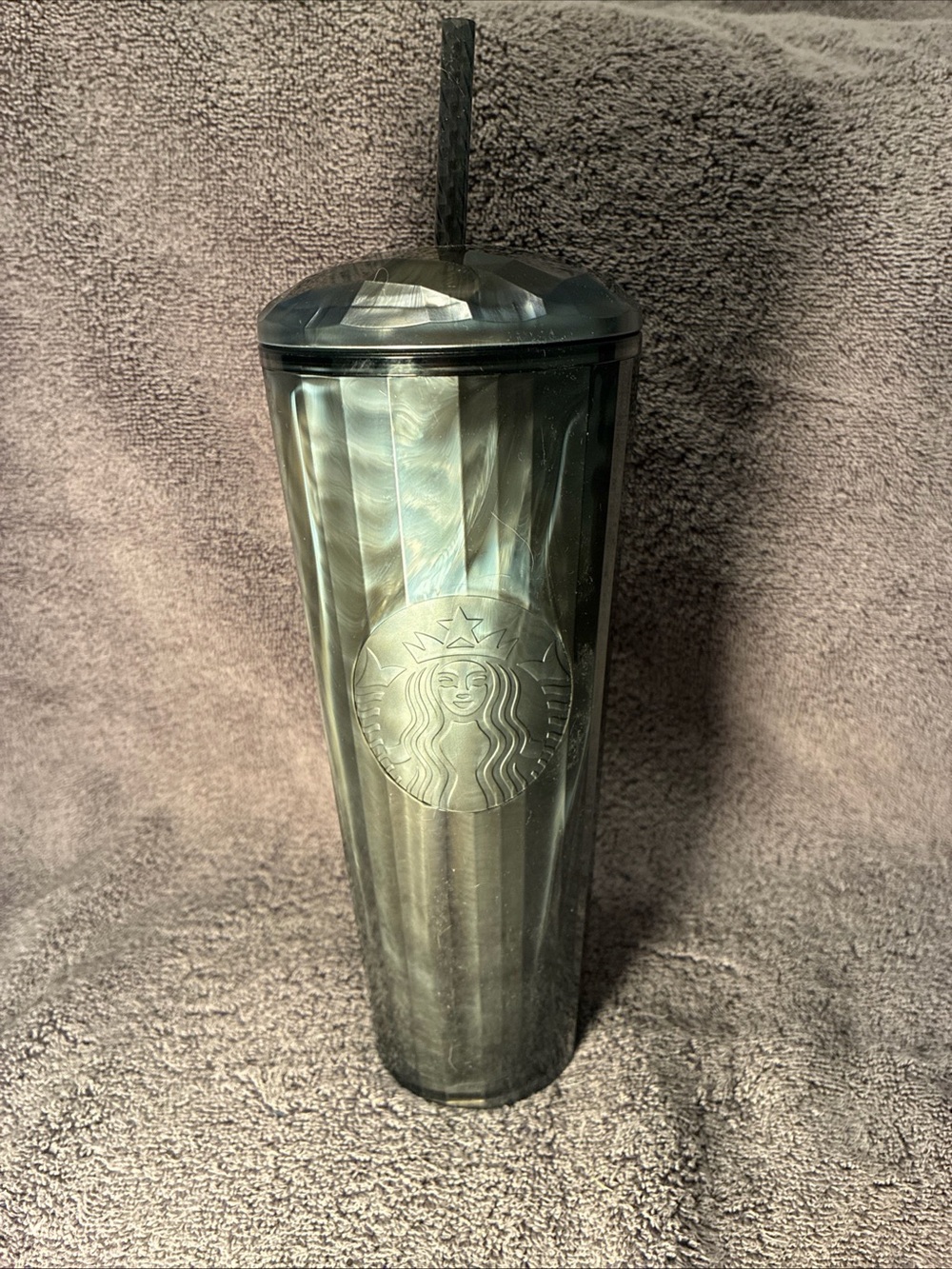 Starbucks Iridescent Black Pearl Marbled Cold Tumbler Dome Cup Venti 24 oz, NEW
